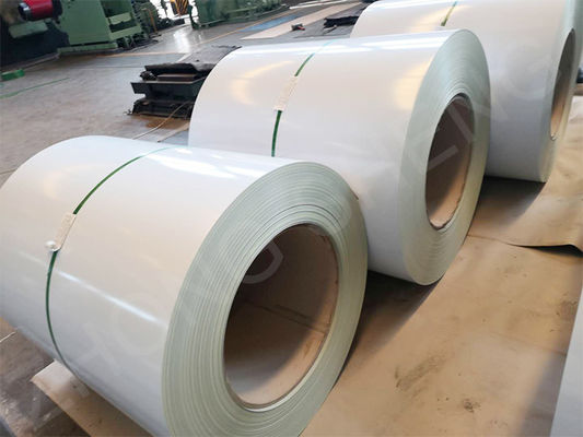 600-1500 mm Largura Branco RAL9003 Cor Pre-pintado Galvanizado PPGI bobina de aço com serviço de processamento de perfuração