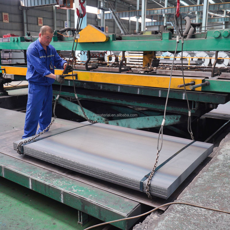 Superfície preta Aço Ms laminado a quente SS400 Q235B Q355 A36 Q275 Chapas de aço carbono para fabricação de tubos Tolerância ± 1%